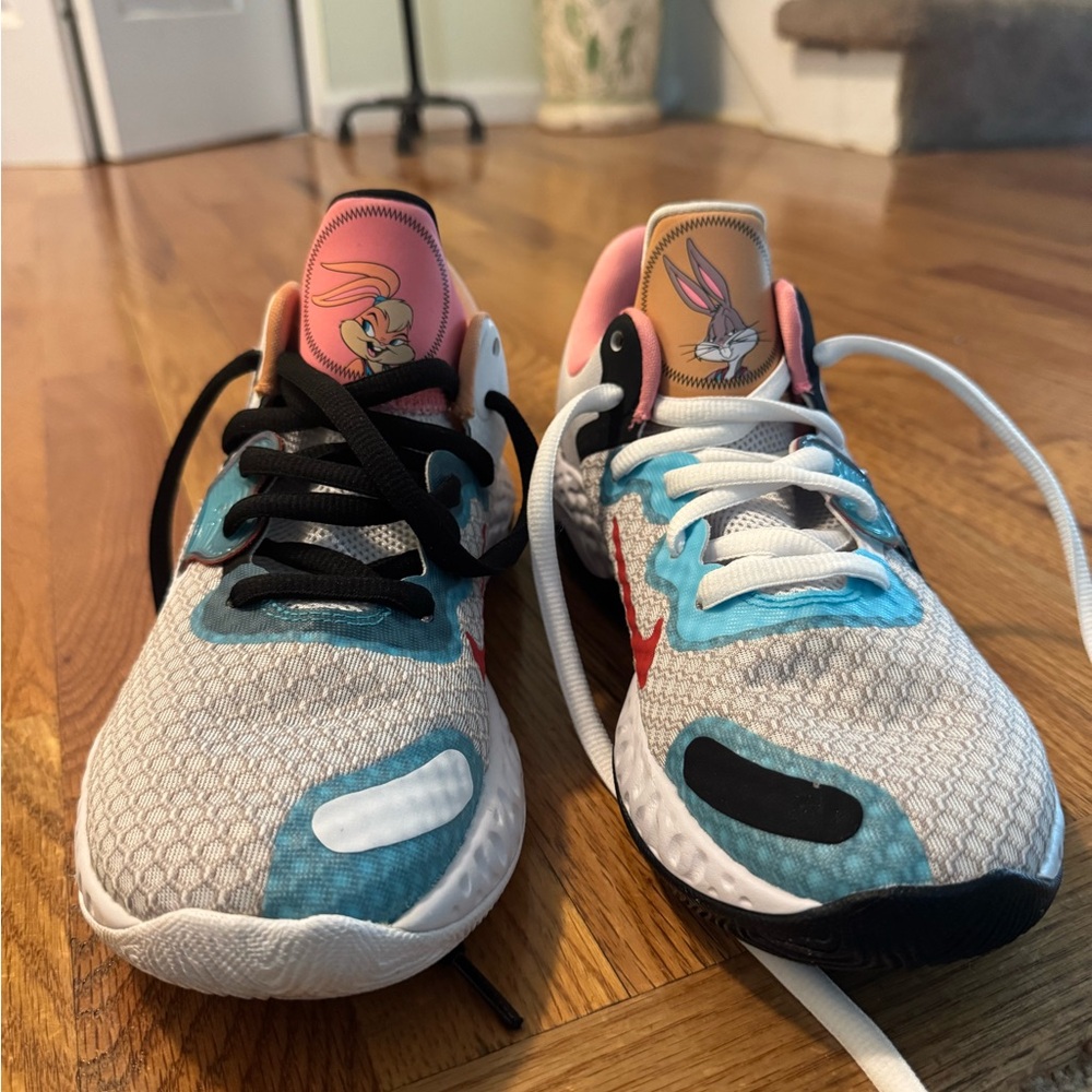 Looney tunes Bugs and Lola sneakers